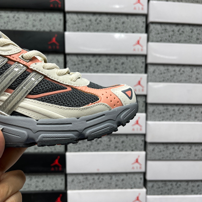 Adidas Response CL - Grey Two Coral