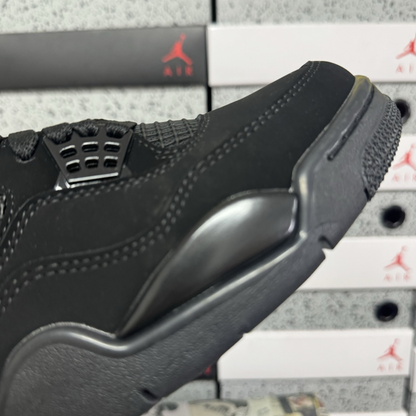 Air Jordan 4 Retro - Black Cat