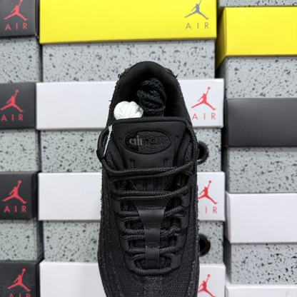 Air Max 95 x Levi's - Black