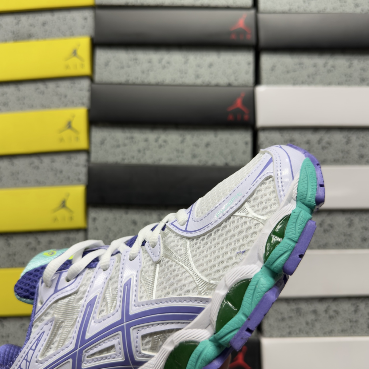 Asics Gel Nimbus 16 - White / Periwinkle / Mint
