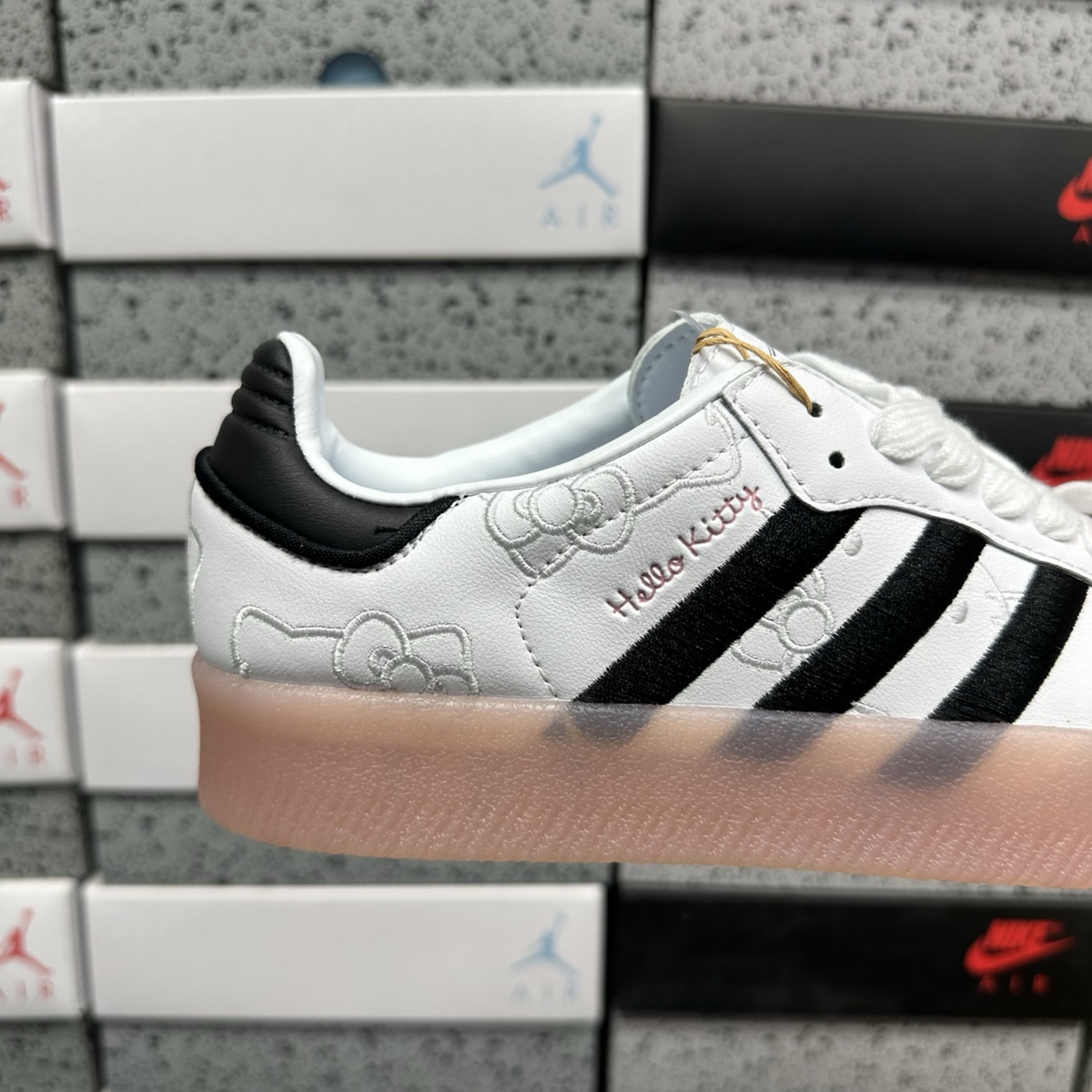 Hello Kitty x Adidas Samba - Cloud Silver Clear Pink