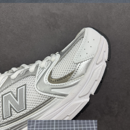 New Balance 530 - White Silver