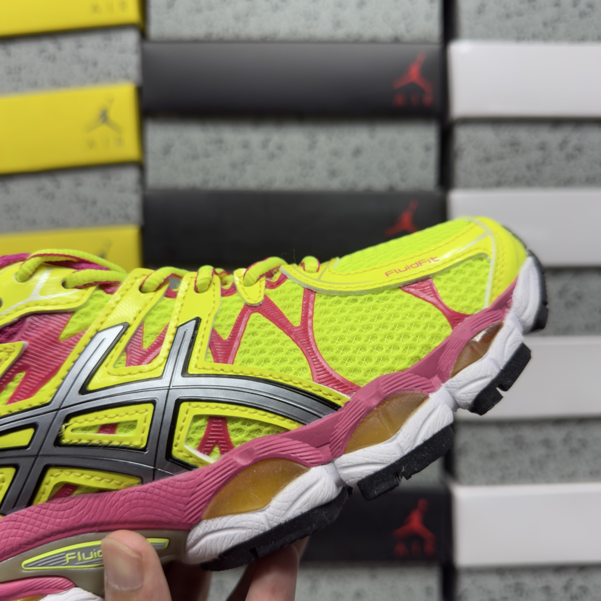Asics Gel Nimbus 16 - Flash Yellow / Pink / Purple
