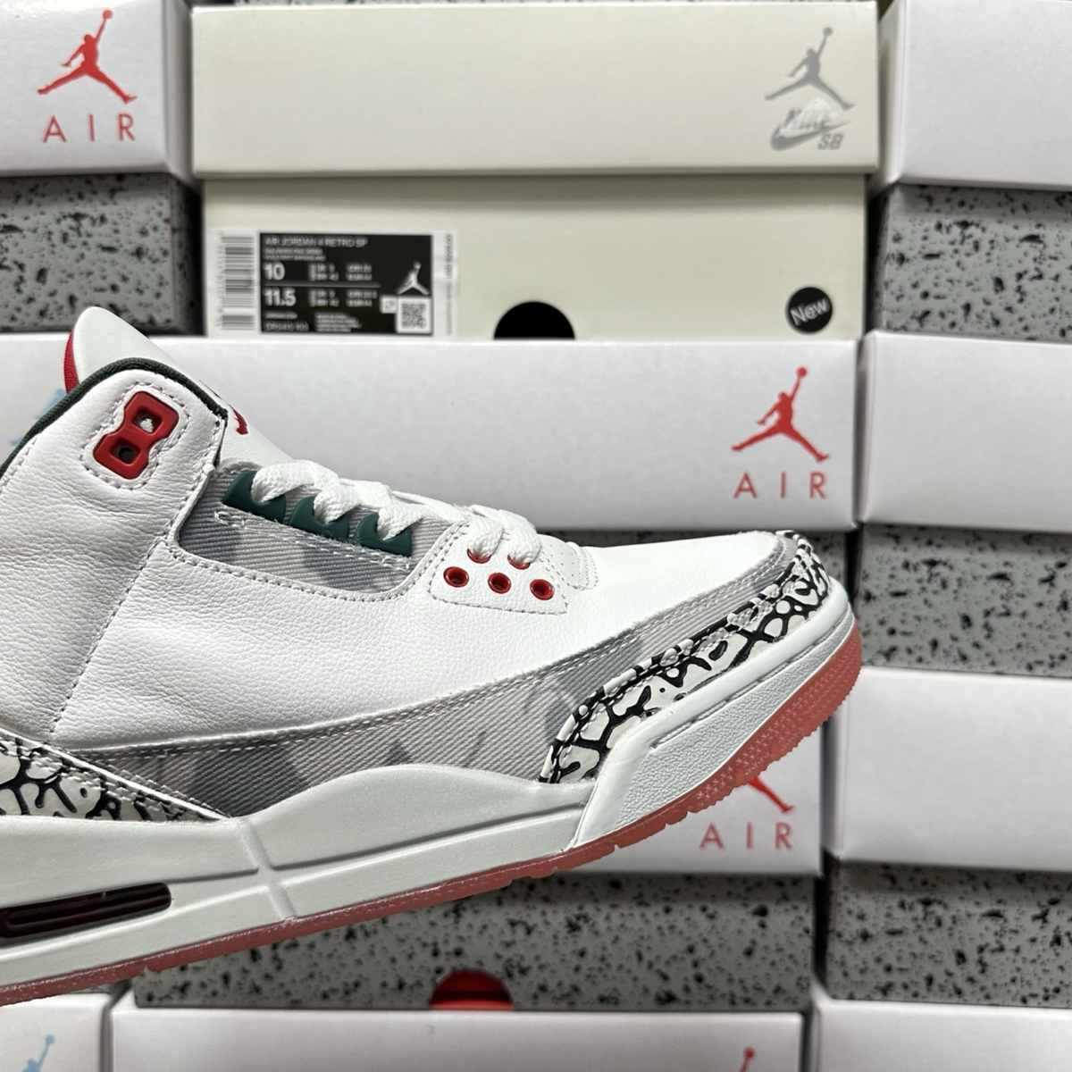Air Jordan 3 Retro - Wings