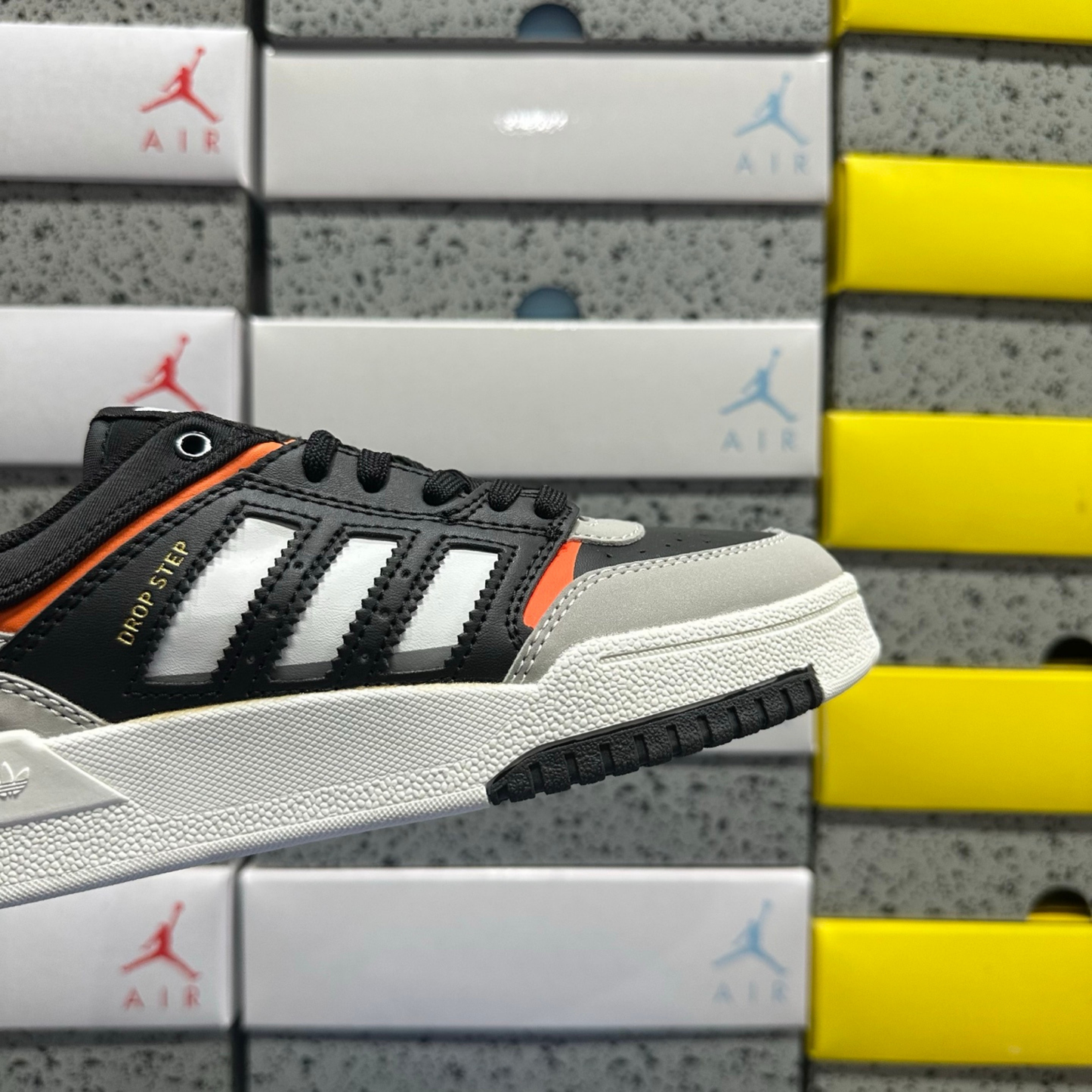 Adidas Drop Step Low - Black / Orange