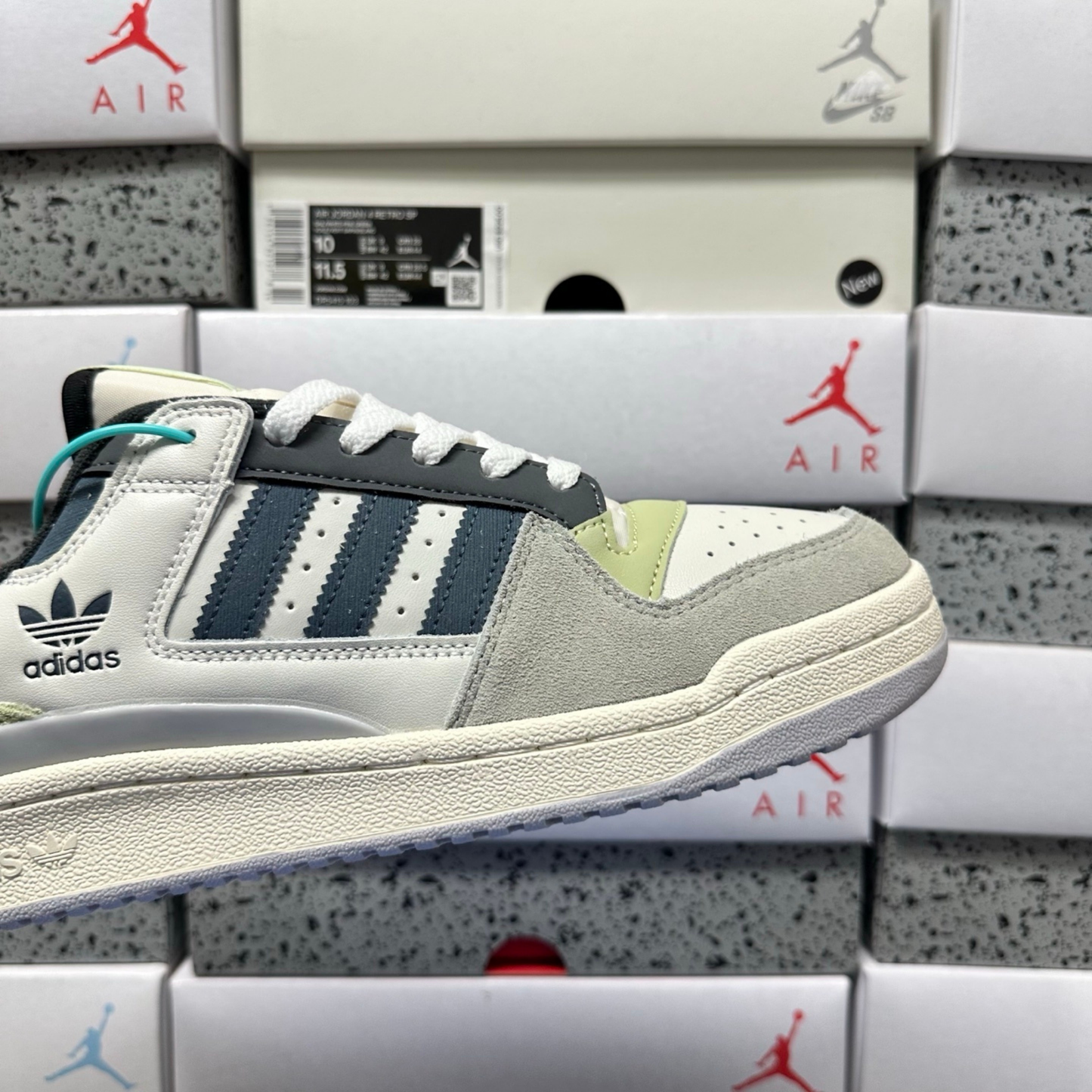 Adidas Forum Low - White Blue Green