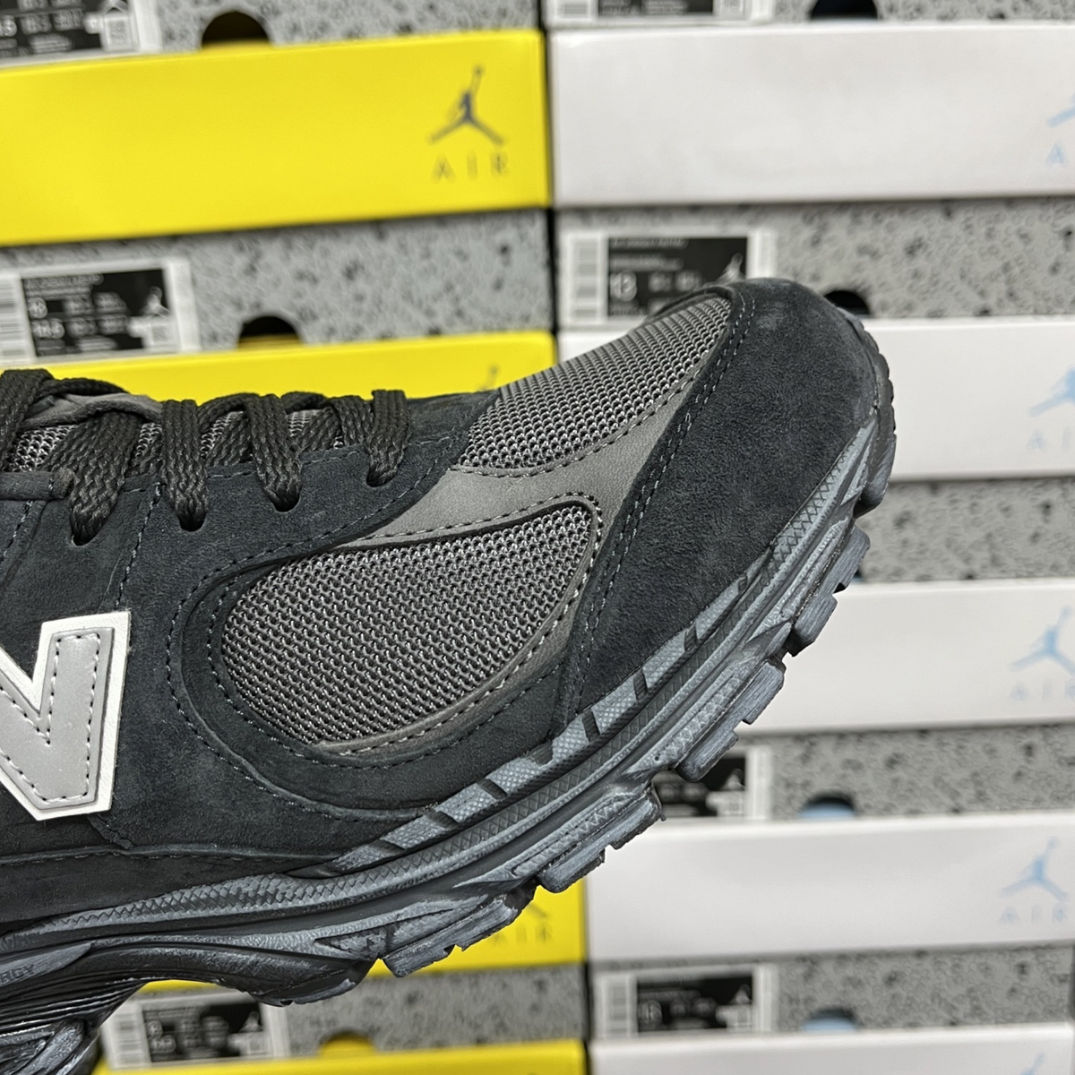 New Balance 2002R - Black Dark Grey