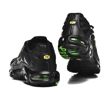 Nike Air Max Plus - Black Green Strike