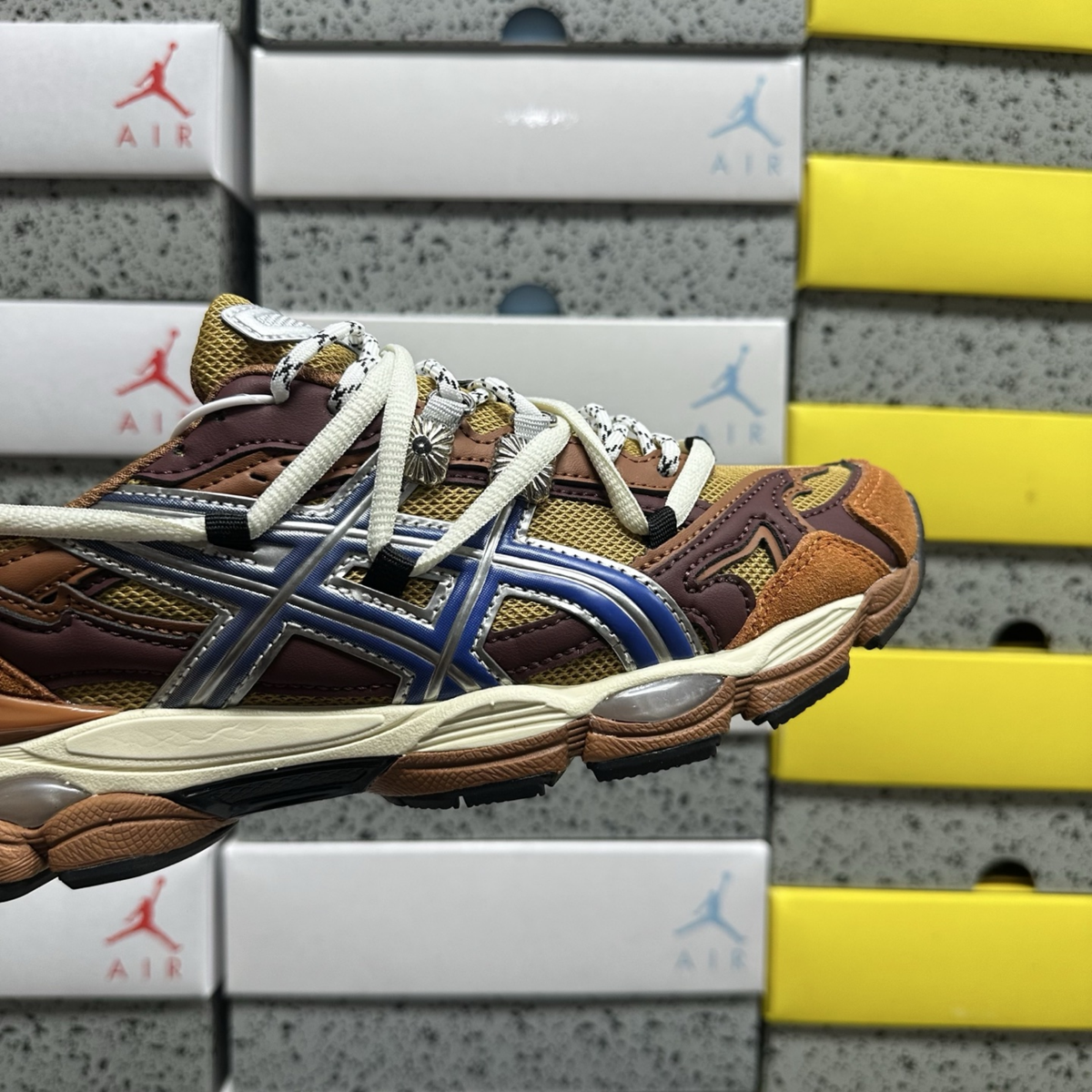 Toga x Asics Gel Cumulus 16 - Brown Blue Pure Silver