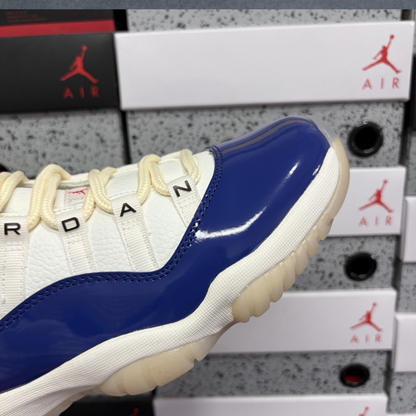 Air Jordan 11 Retro - Rare Air
