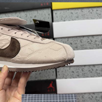 Nike Cortez W Cortez Textile - Silt Red/Phantom/Light Chocolate