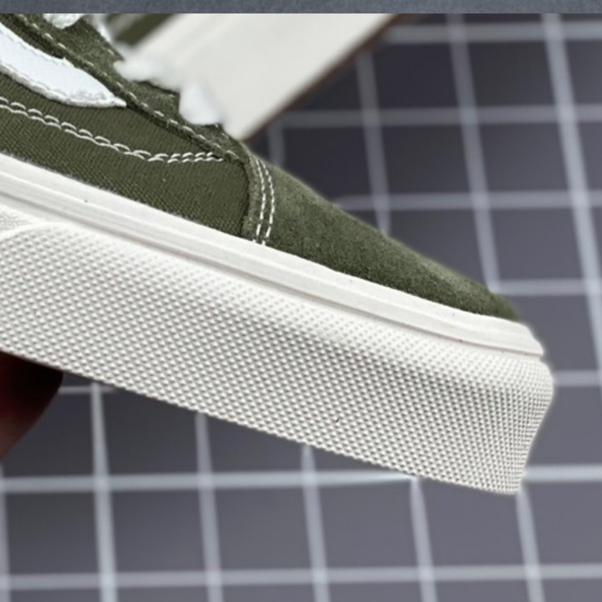 Vans Old Skool Color Theory - Gray Olive