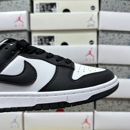 Nike Dunk Low - Panda