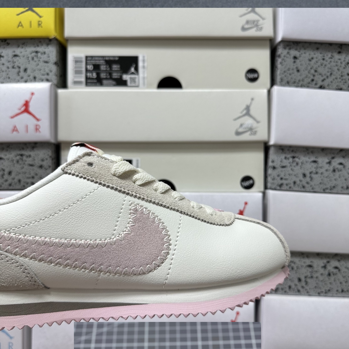 Nike Cortez Wmns Cortez - Valentine's Day 2025