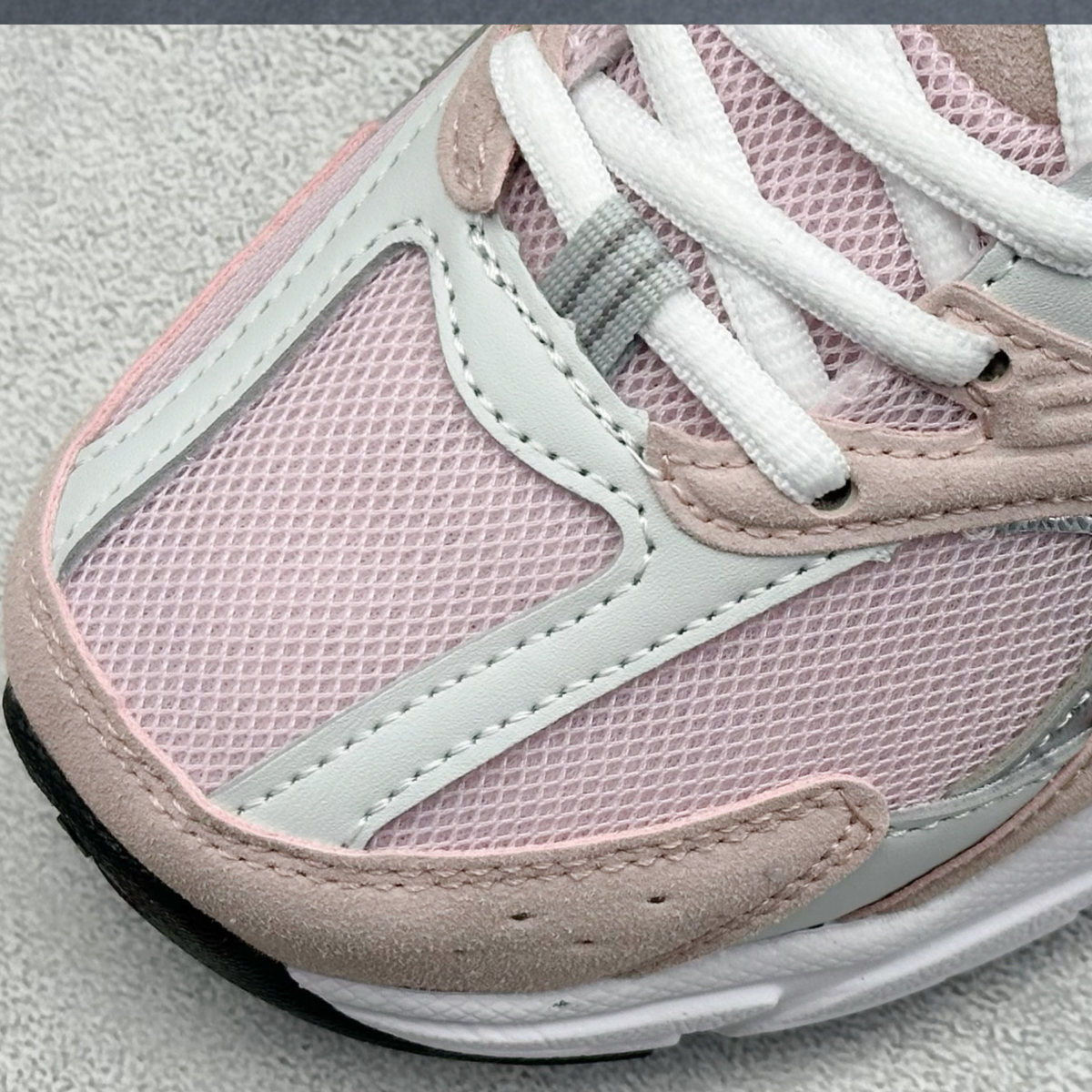 New Balance 530 - Stone Pink