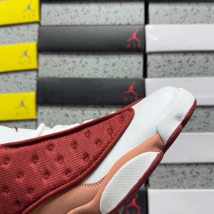 Air Jordan 13 Retro - Dune Red