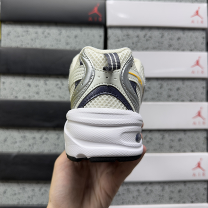 New Balance 530 - Silver Yellow