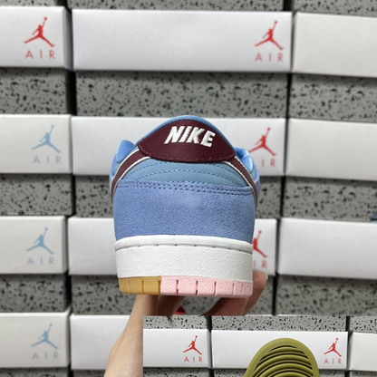 Nike Dunk Low Pro - Philadelphia Phillies