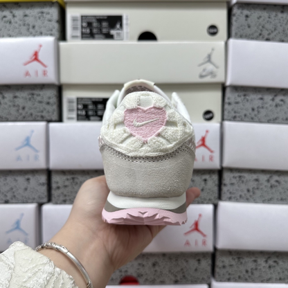 Nike Cortez Wmns Cortez - Valentine's Day 2025