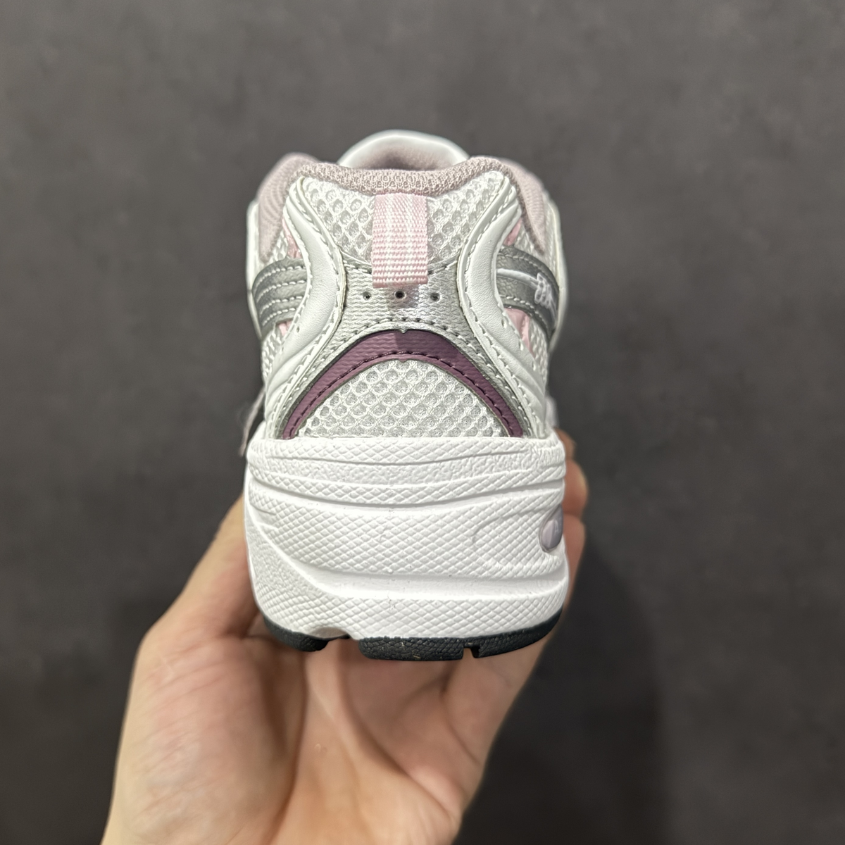 New Balance 530 - White Silver Ice Wine