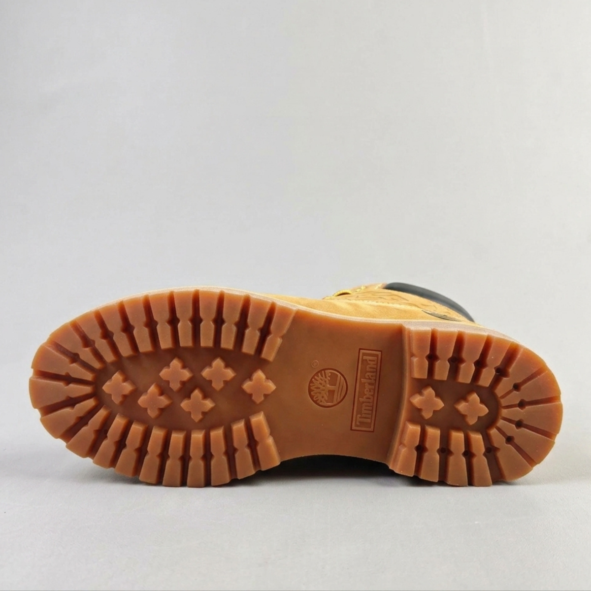 Bathing Ape x Undefeated x Timberland 6-Inch Boot - Wheat