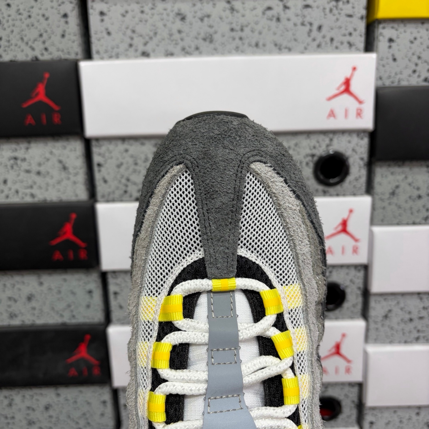 Air Max 95 x Undefeated - Shanghai"