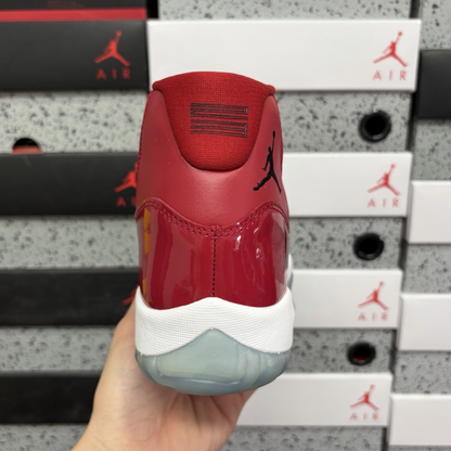 Air Jordan 11 Retro - Win Like '96