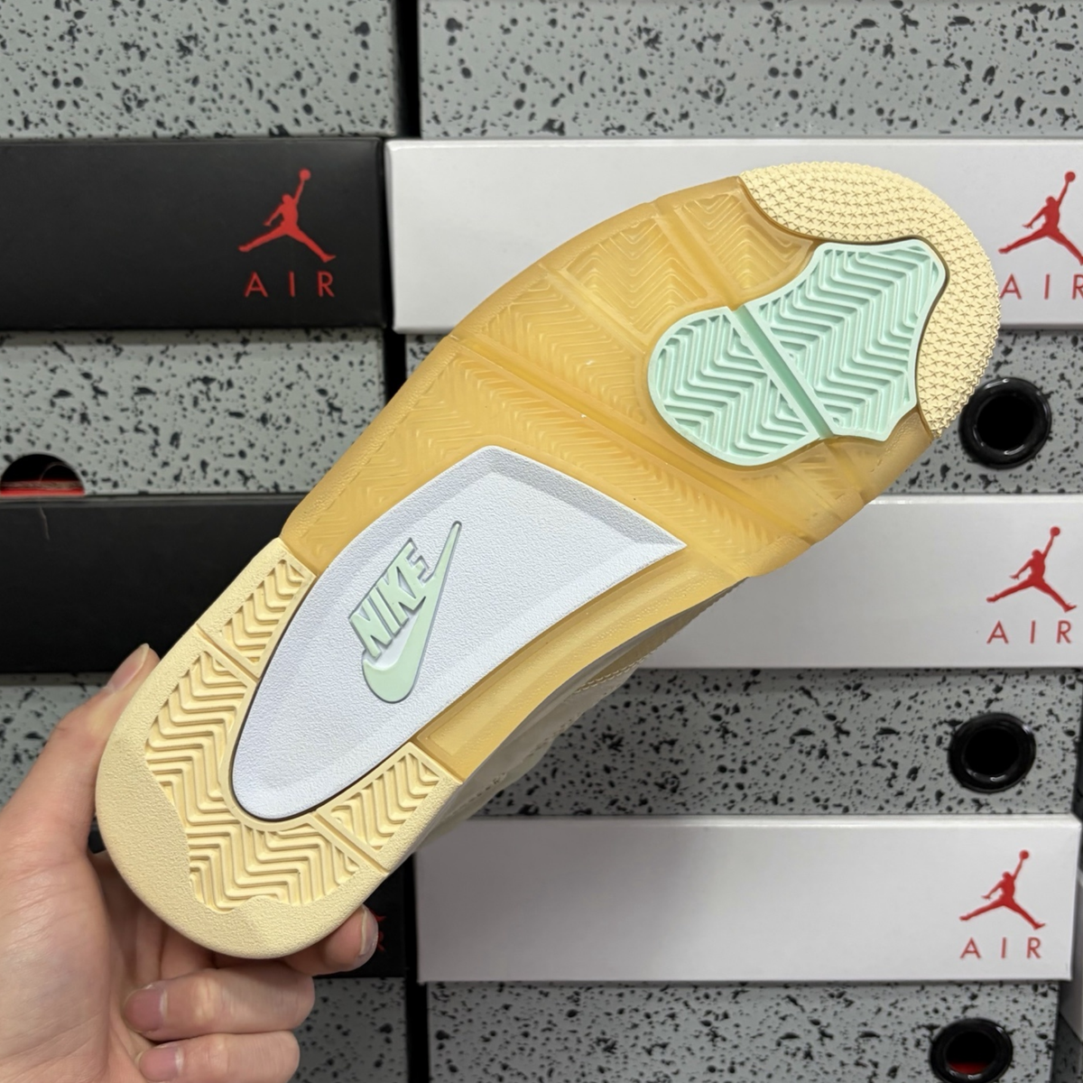 Off-White x Air Jordan 4 Retro SP - Sail