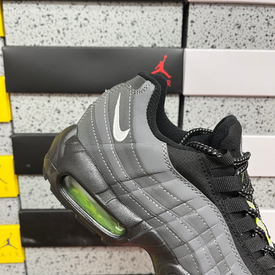 Air Max 95 - Neon Pulse