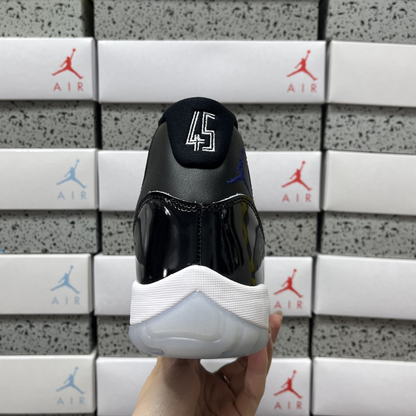 Air Jordan 11 Retro - Space Jam