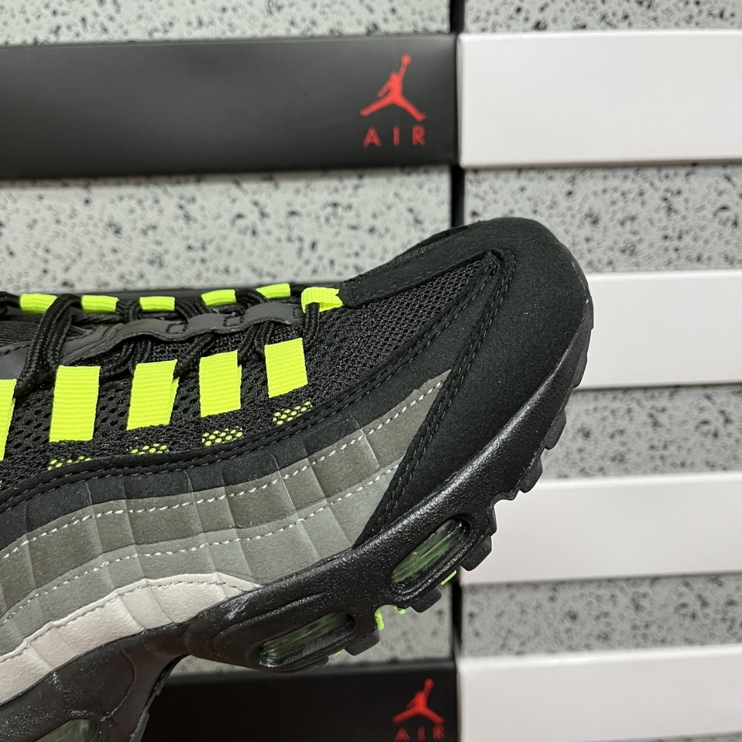 Air Max 95 - Black Neon