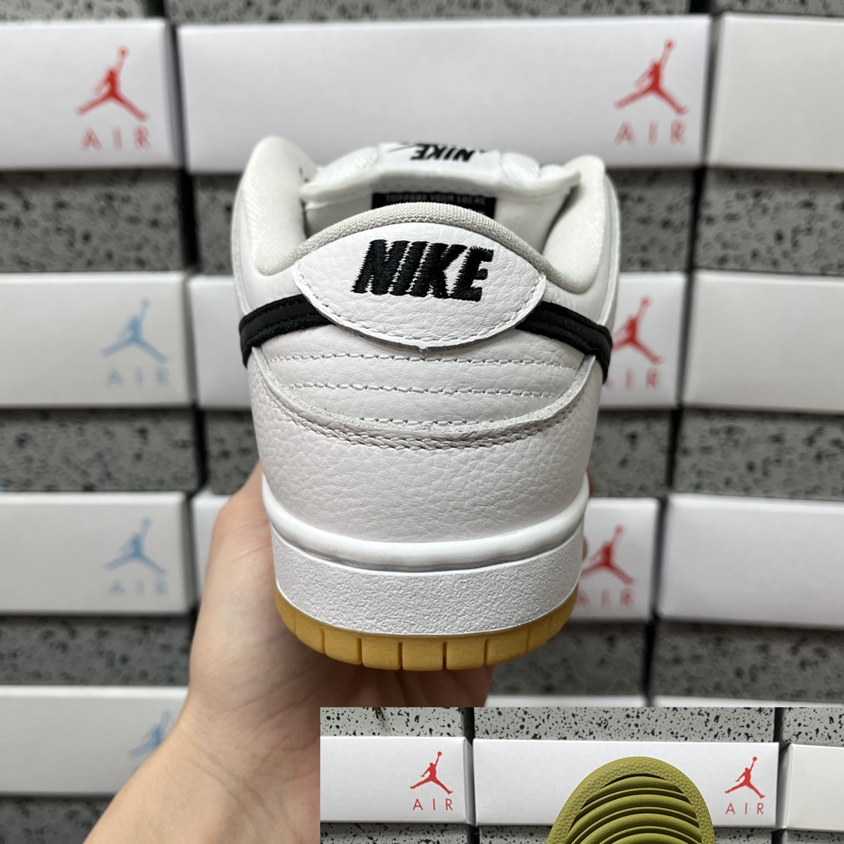 Nike SB Dunk Low Pro - White Gum