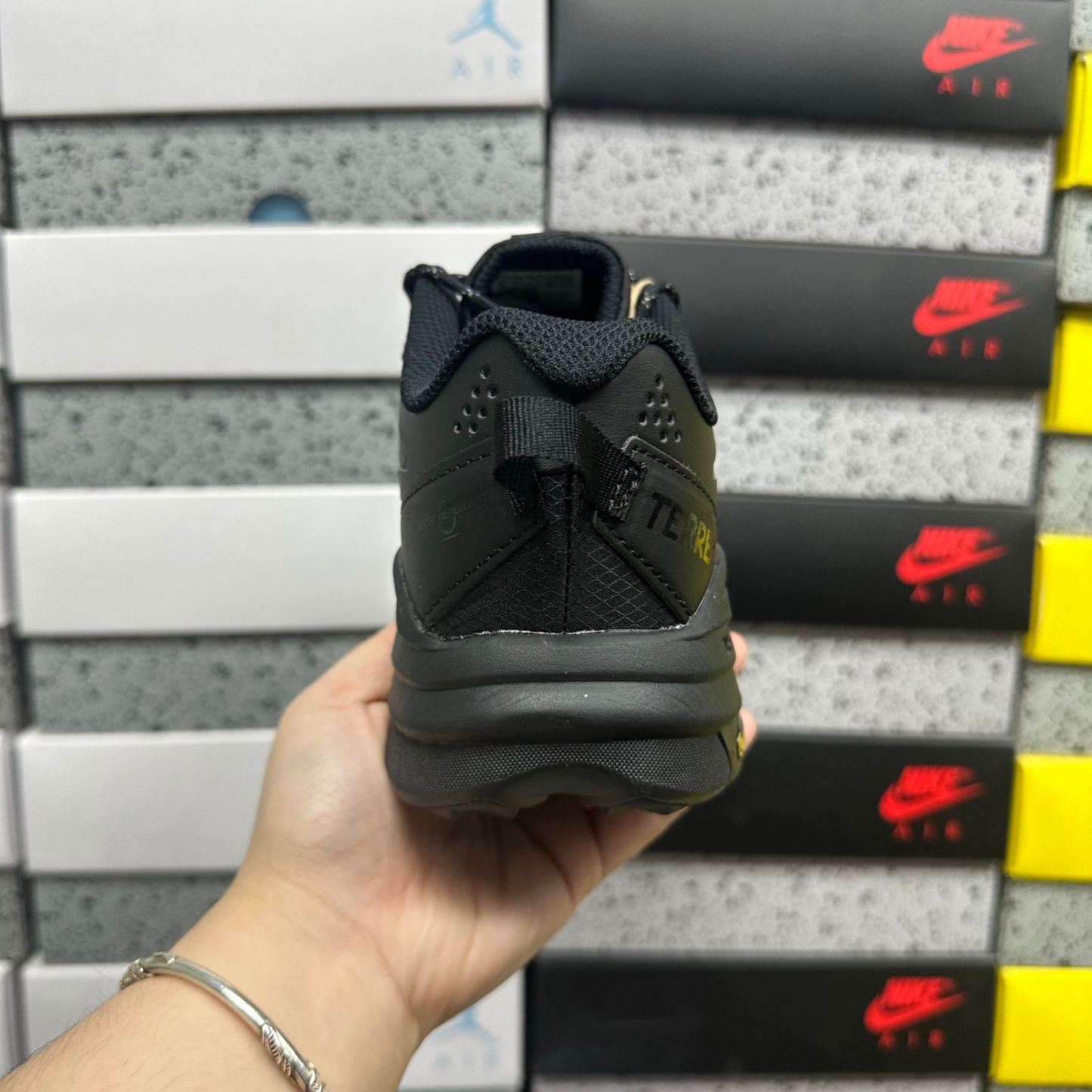 Adidas Terrex  Freehiker LT - Carbon Triple Black