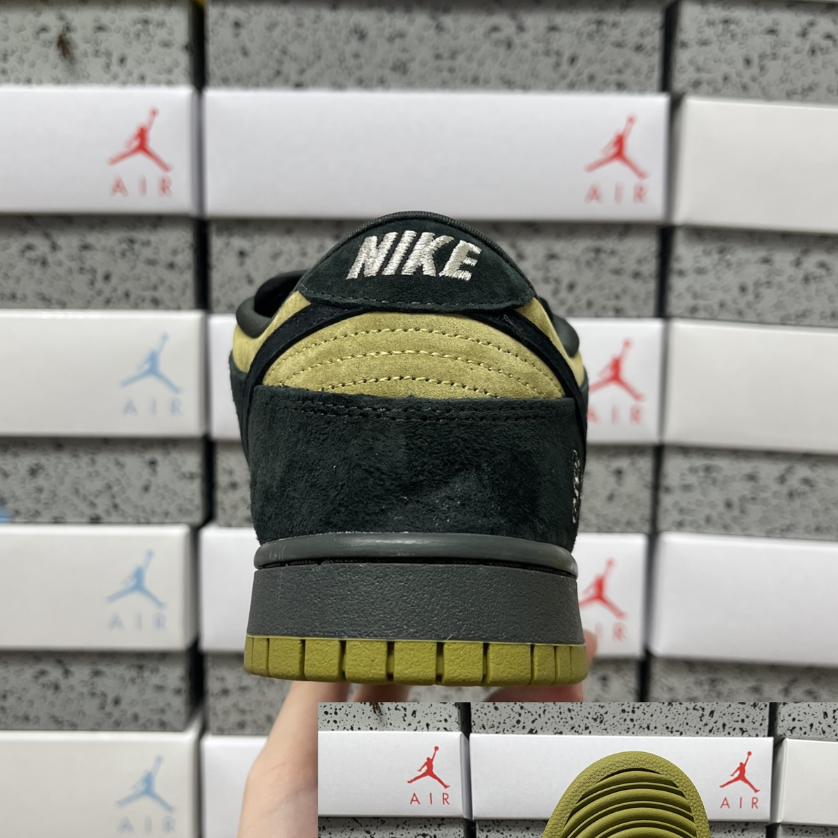 Supreme X Nike Dunk Low 94 - Camper Green
