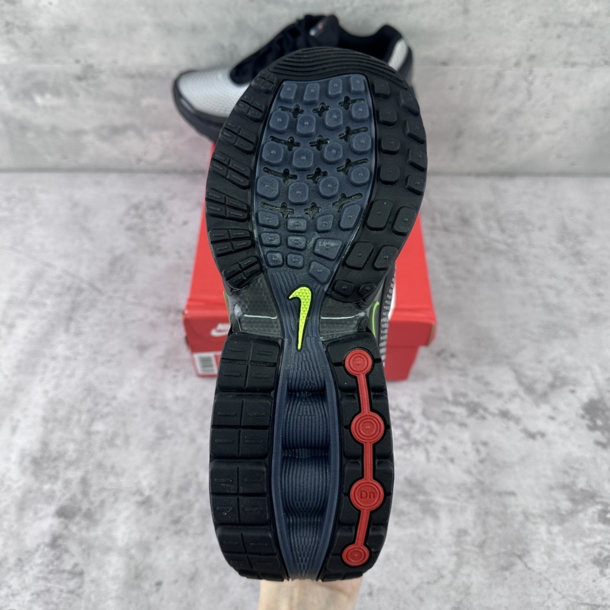 Nike Air Max DN - Silver Black Neon Pulse
