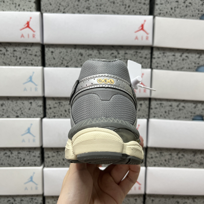 Asics Gel Cumulus 16 - Mid Grey Cream