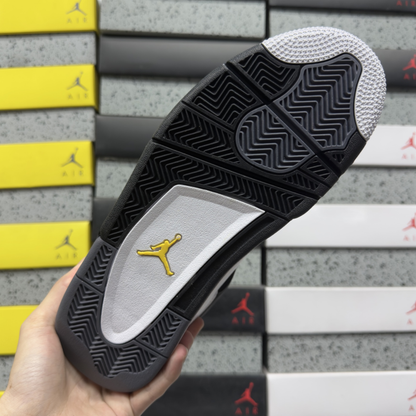 Air Jordan 4 Retro - Tour Yellow
