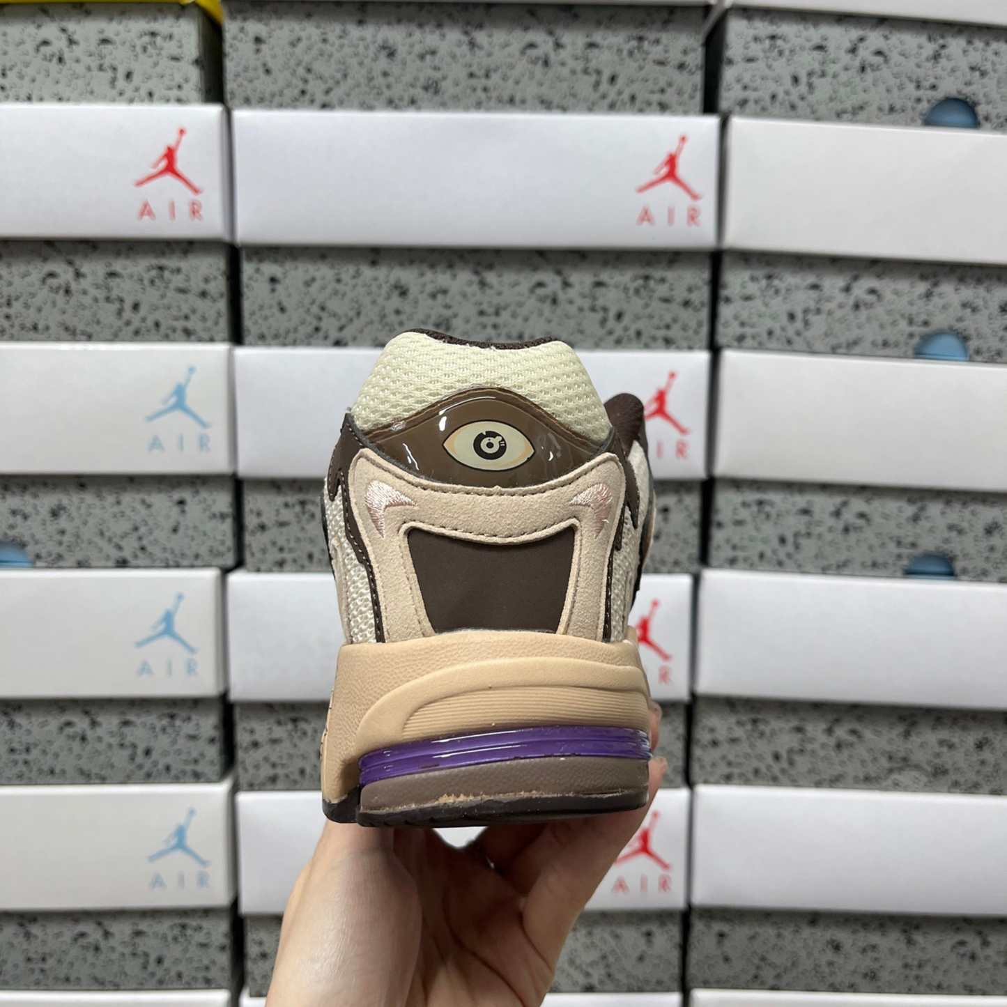 Bad Bunny x Adidas Response CL - Paso Fino