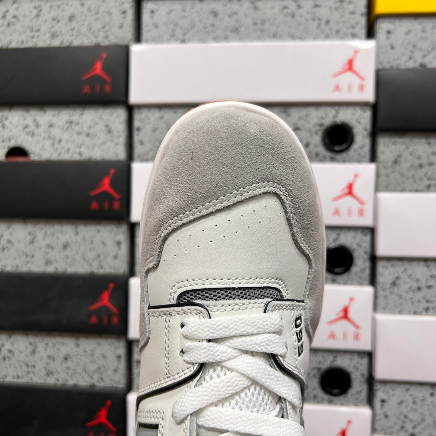 New Balance 550 - White/Grey