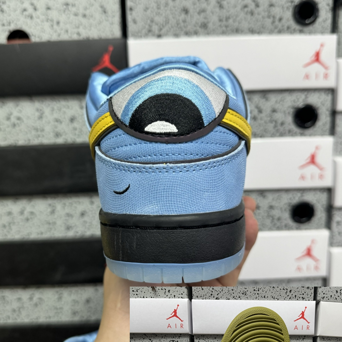 The Powerpuff Girls X Nike SB Dunk Low - Bubble