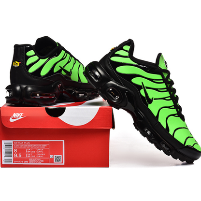 Nike Air Max Plus - Thermoreactive Green