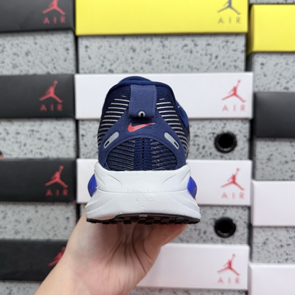 Nike Vomero 18 - Blue Void/Metallic Silver