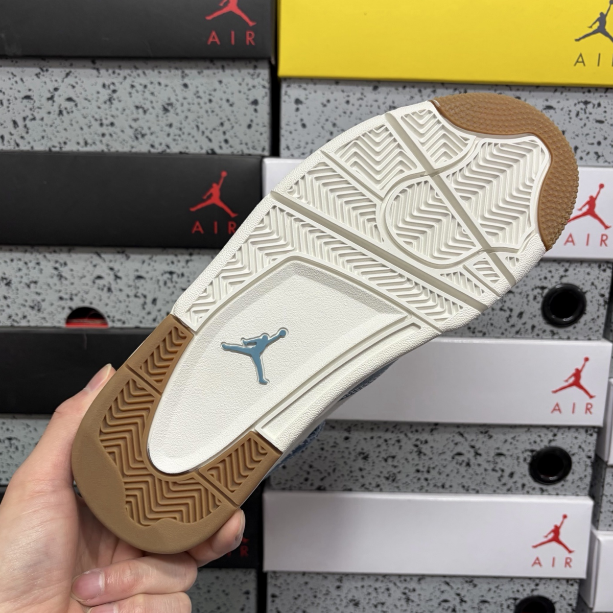 Air Jordan 4 Retro TEX - Worn Blue Denim