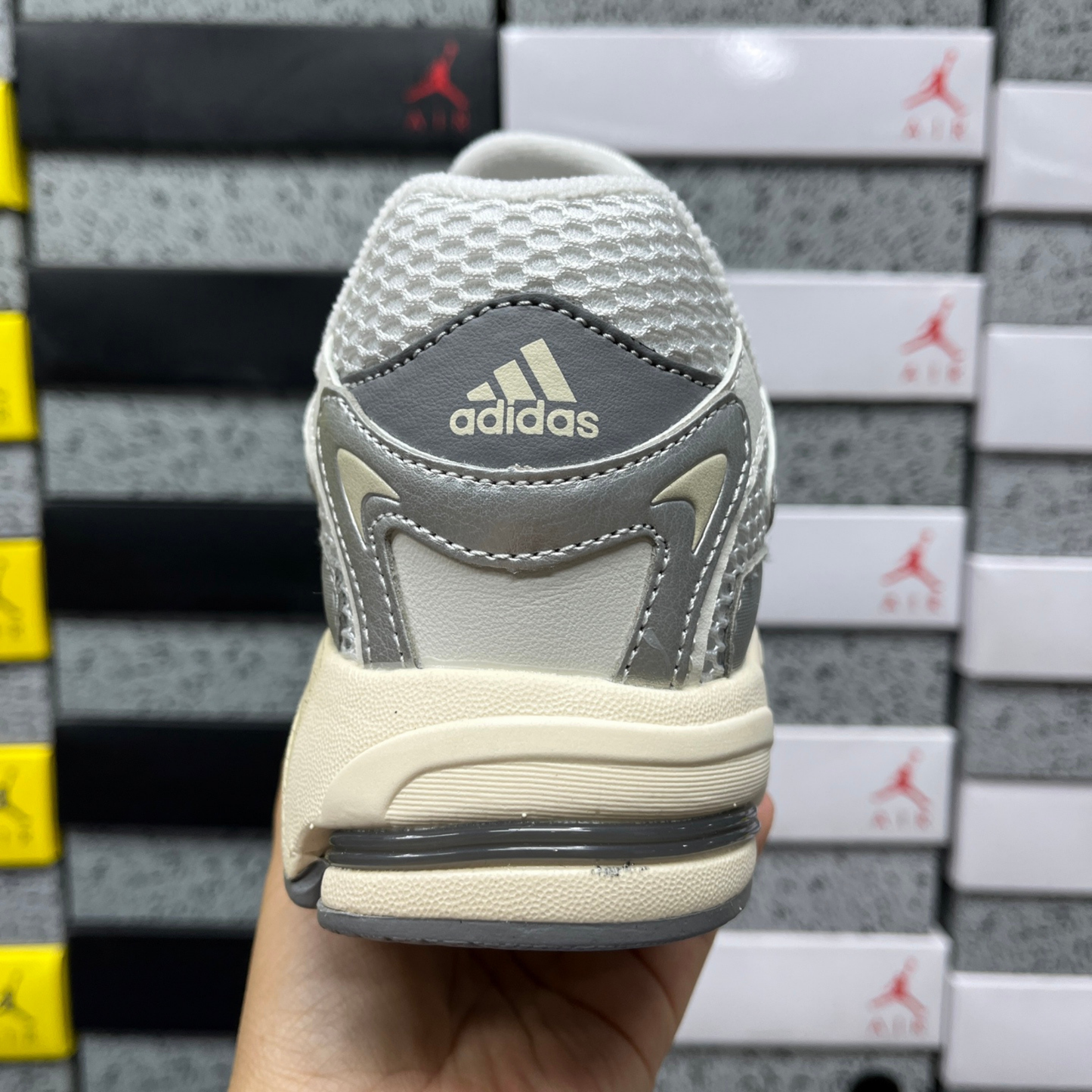 Adidas Response CL - White Tint Silver Metallic