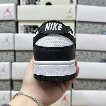 Nike Dunk Low - Panda
