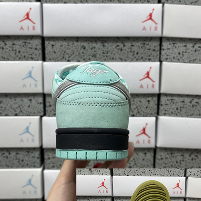 Concepts X Diamond Supply Co. X Nike SB Dunk Low - Tiffany Lobster