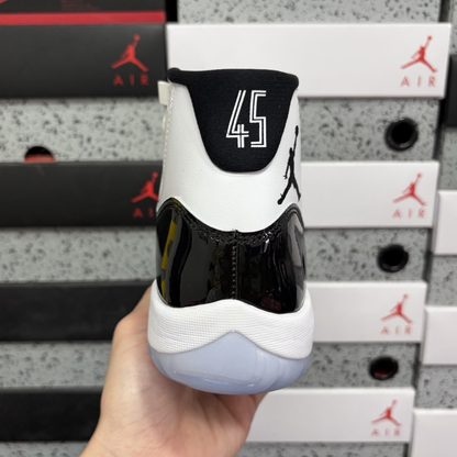 Air Jordan 11 Retro - Legend Blue