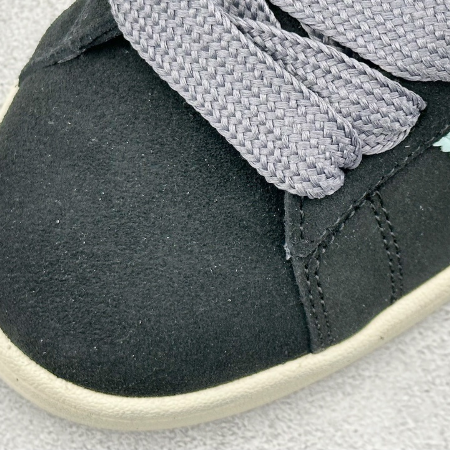 Adidas Campus 00's - Valentine's Day Black