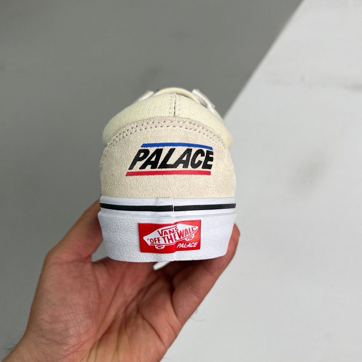 Palace x Vans Old Skool - Classic White