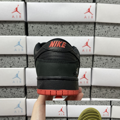 Jeff Staple x Nike Dunk Low Pro - Black Pigeon